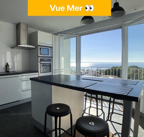Sea view, kitchen