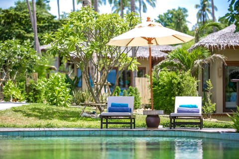 Swimming pool, Swimming pool
