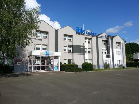 Facade/entrance, Facade/entrance
