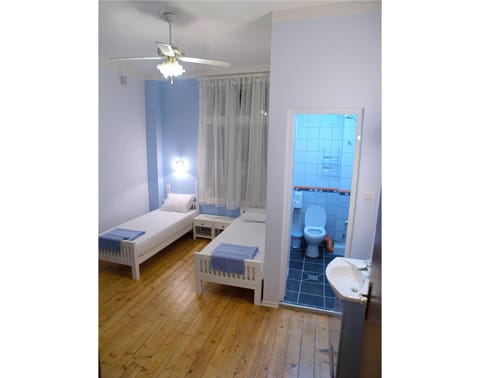 Bed, Bathroom, Photo of the whole room, Bedroom