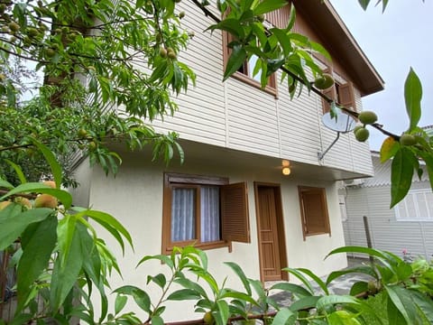 Property building, Facade/entrance, Balcony/Terrace