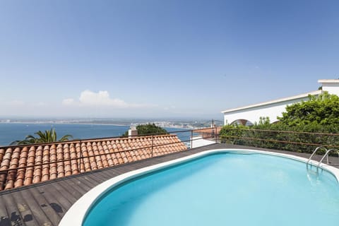 Sea view, Swimming pool