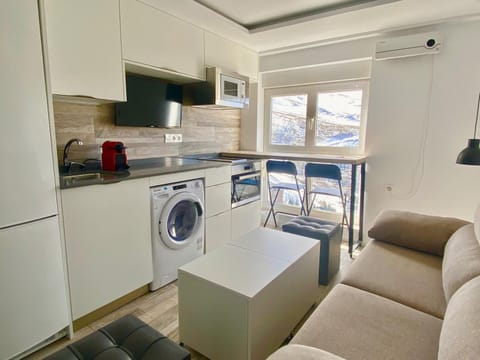 Living room, Lounge or bar