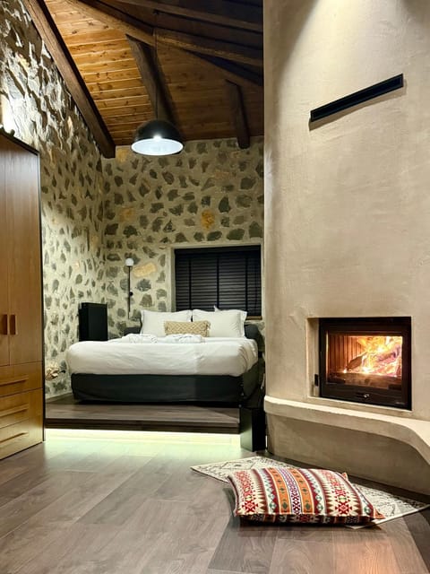 Bed, Bedroom, fireplace