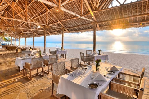 Restaurant/places to eat, Beach, Sunrise