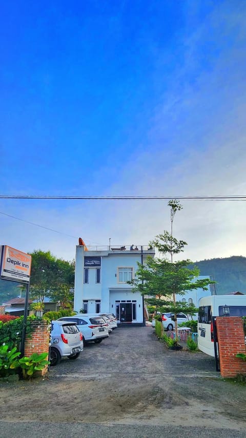 Property building, Parking