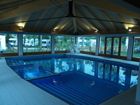 Activities, Spa and wellness centre/facilities, Swimming pool