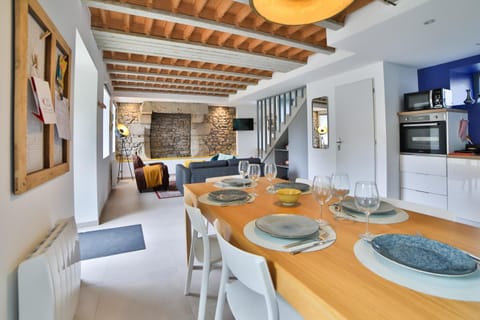 Ancienne Forge avec son jardin à 2 pas de la plage House in Brittany