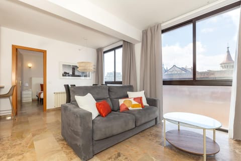 Living room, Seating area