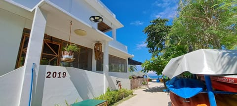 Property building, Breakfast