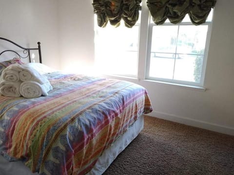 Bedroom, Internal: Not applicable to any particular room