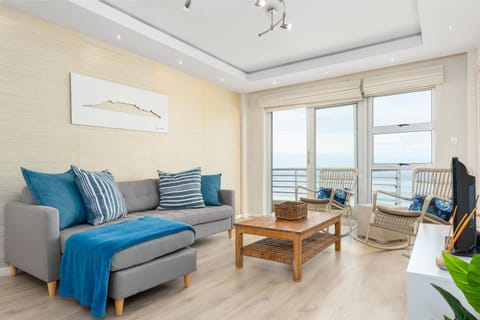 The Bay 804 Apartment in Cape Town