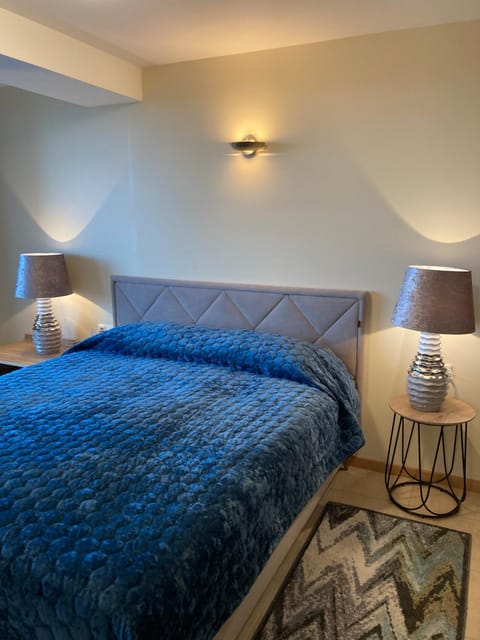 DAUKANTO 10 TWO-ROOM APARTMENT with a view the old town on the 7th floor Apartment in Palanga