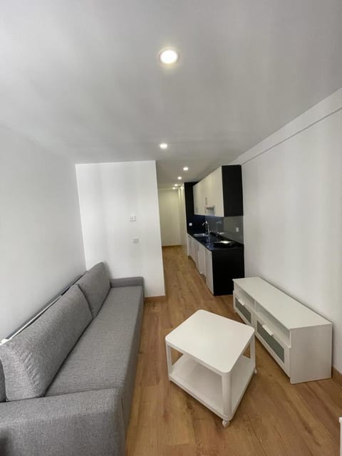 MiniEstudios Plaza de España Apartment in Centro