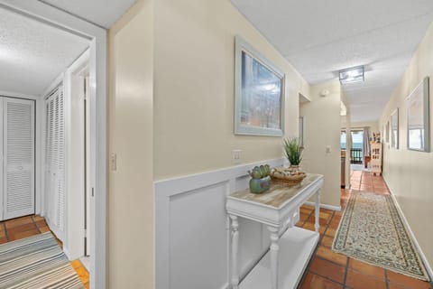 Beachfront Aldea 6 House in Belleair Beach