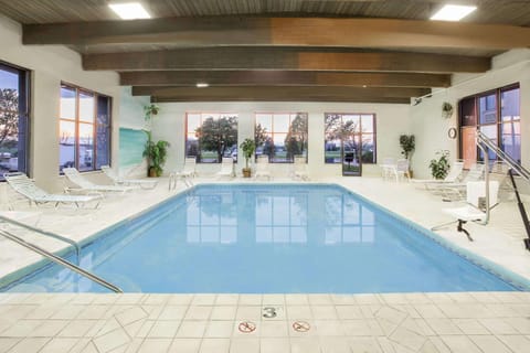 On site, Pool view, Swimming pool, Swimming pool