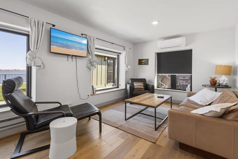 Private Sauna and Beach Lake Norden Cabin Cabin in South Dakota