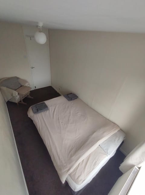 Homestay near a station and park Vacation rental in Birmingham