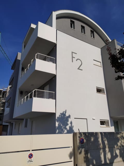 Jesolo Appartamenti F2 - Ocean Blue Apartment in Lido di Jesolo