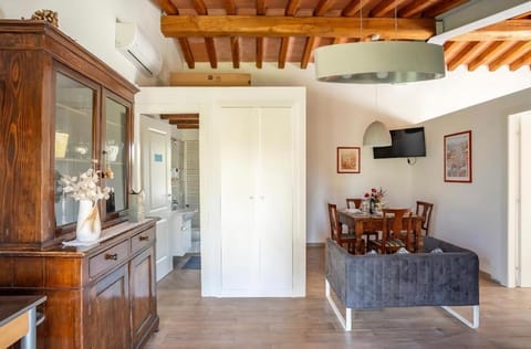 Chalet dei due soli Apartment in Emilia-Romagna