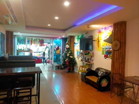Lobby or reception, Lounge or bar