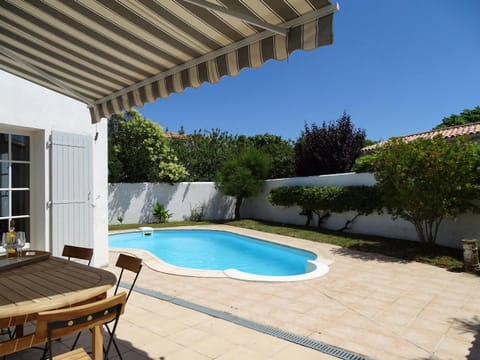 Garden, Pool view, Swimming pool, Swimming pool