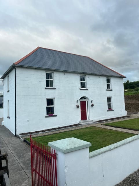 Entire Farmhouse in Tipperary House in Co. Tipperary, Ireland