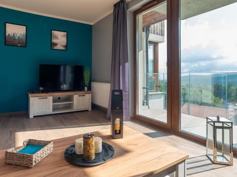 TV and multimedia, Living room, Mountain view