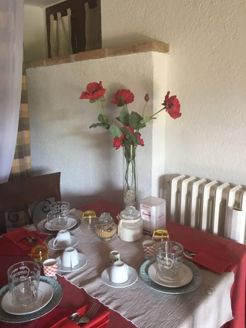 Dining area, Breakfast