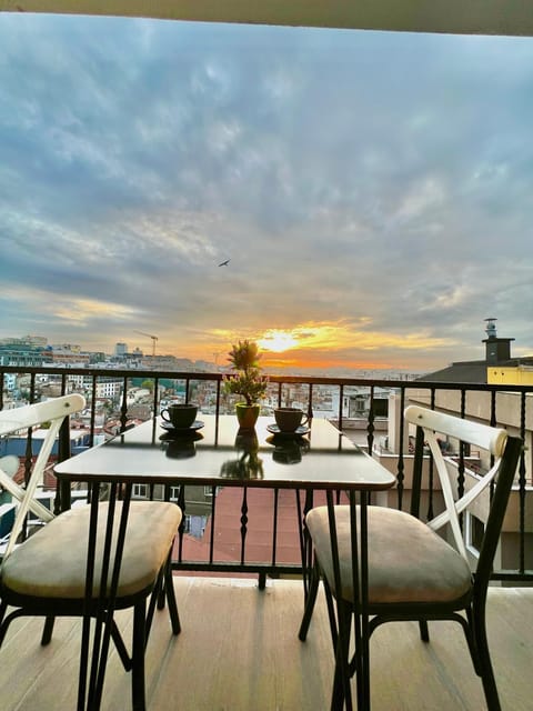 Natural landscape, View (from property/room), Balcony/Terrace, Sunset