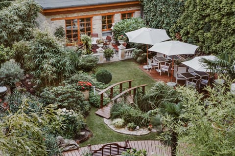 Garden, Garden view