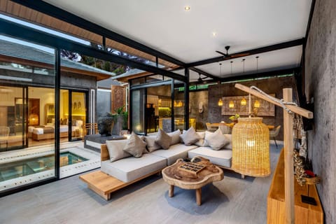 Living room, Seating area