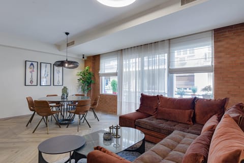 Living room, Seating area, Dining area
