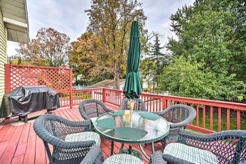 Pet-Friendly Latham Retreat about 7 Mi to Albany! House in Latham