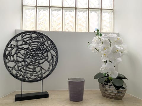 EXECUTIVE DOUBLE ROOM WITH EN-SUITE CITY CENTRE IN Guest House R1 Bed and Breakfast in Luxembourg