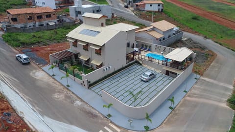 Property building, Bird's eye view, Parking