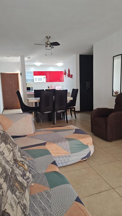 Departamento en condominio Diamante Turquesa Apartment in Acapulco