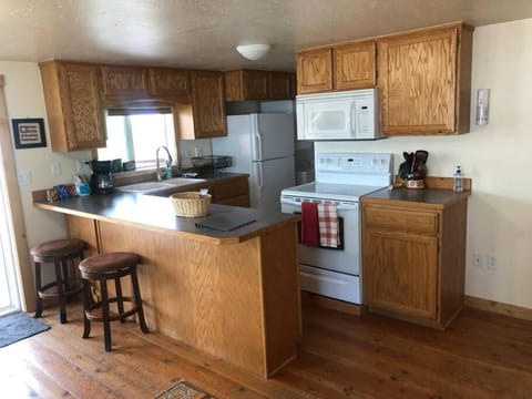 Stunning Views, Prime Location House in Idaho