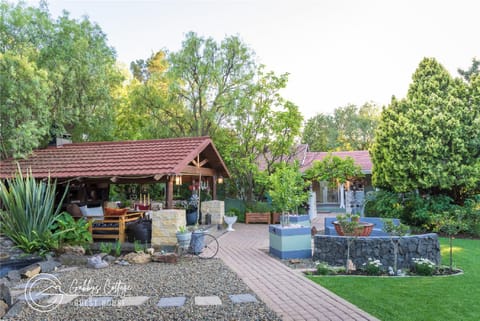 Property building, Day, Garden, Garden, Garden view, Internal: Not applicable to any particular room