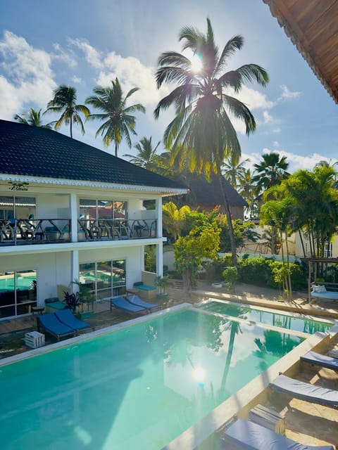 Property building, Swimming pool