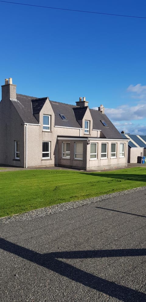 Property building, Day, Garden