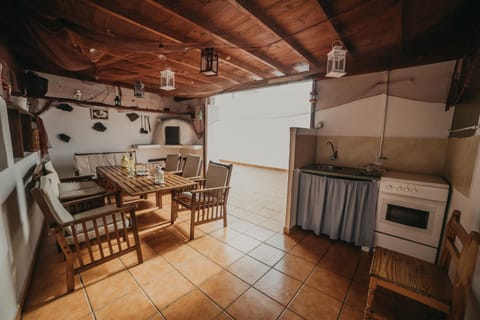 Balcony/Terrace, Dining area