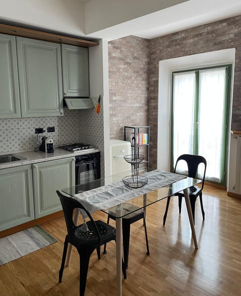 Una finestra sul centro storico Apartment in Reggio Emilia