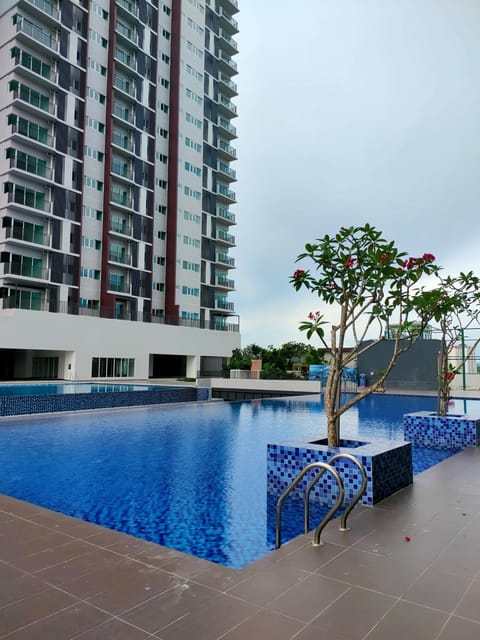 Property building, Swimming pool