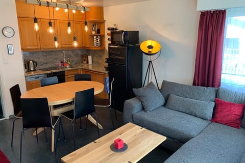 Kitchen or kitchenette, Living room, Dining area, Food