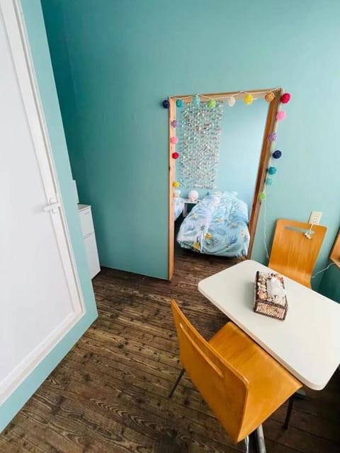 Living room, Photo of the whole room