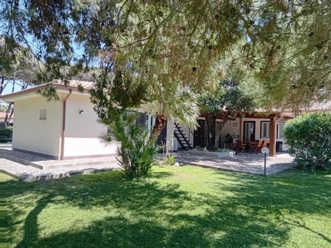 Comfortable and spacious villa - Baia Domizia Villa in Baia Domizia