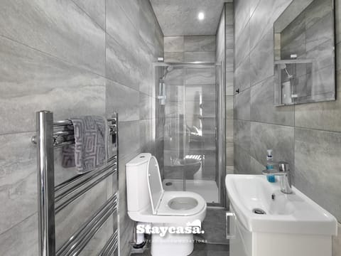 Shower, Toilet, Bathroom