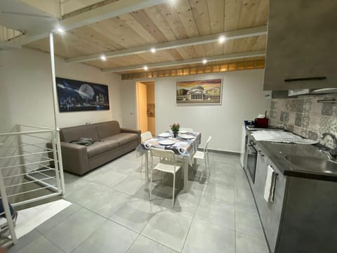 Kitchen or kitchenette, Living room, Seating area, Dining area, stove