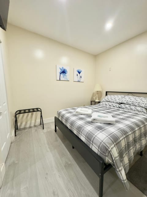 Cozy Private House near Miami Airport - Free parking - 01 House in Miami